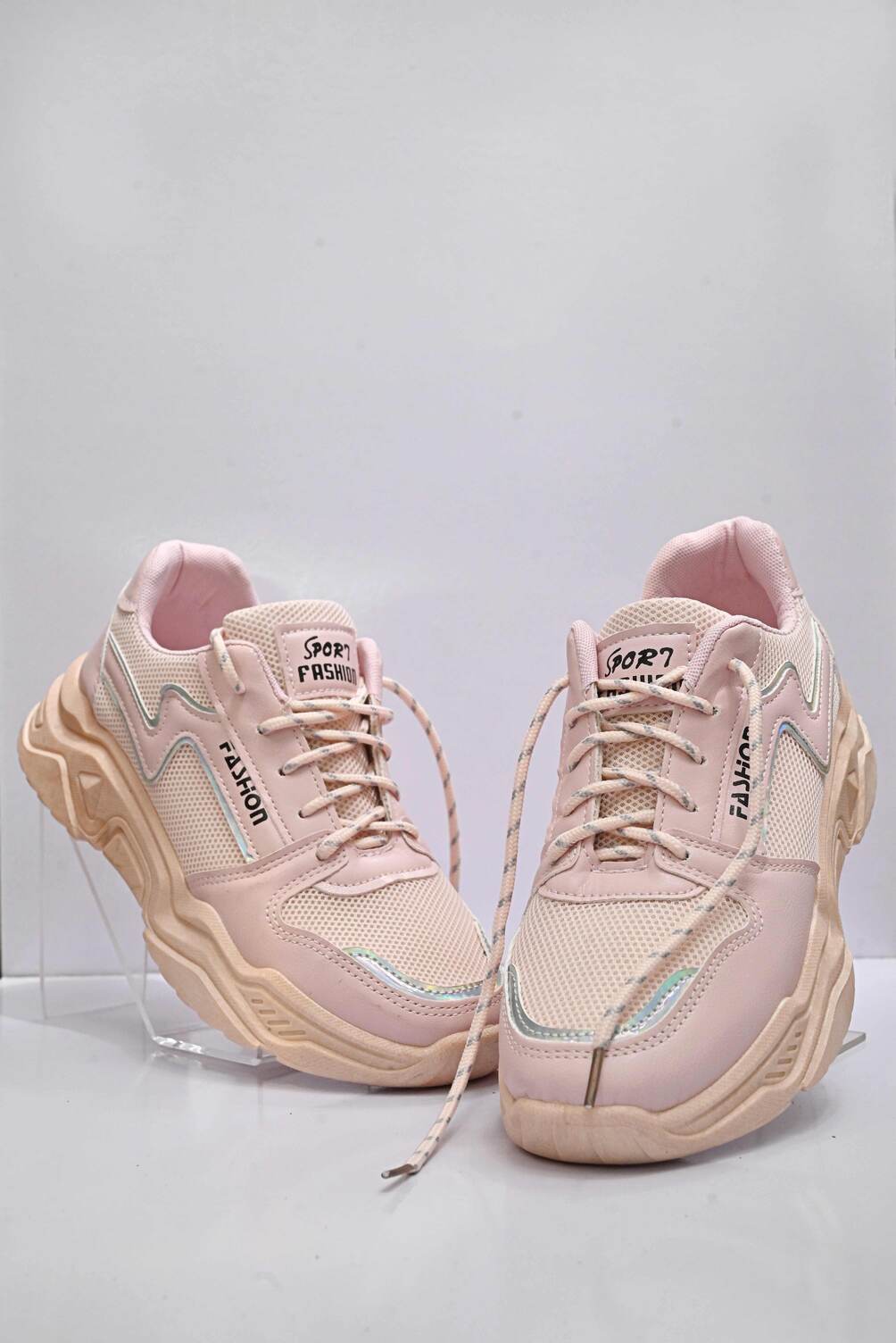 Solid Womens Sneakers DX 23