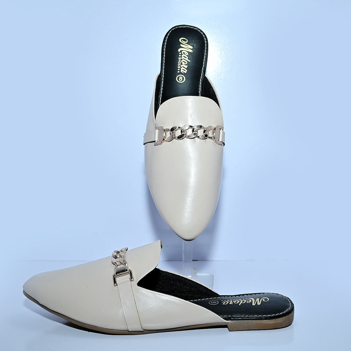 Flats with back open style Dx 106