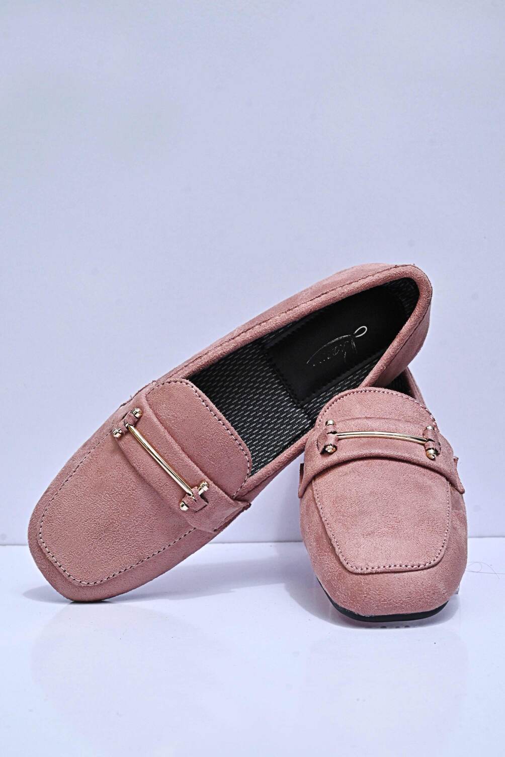 Comfy Cut Shoes DX 16